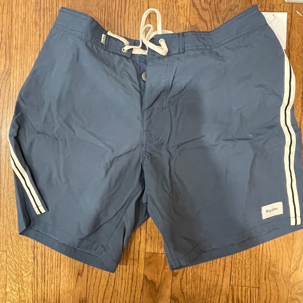 Men’s Rhythm Board shorts NWT Size 34